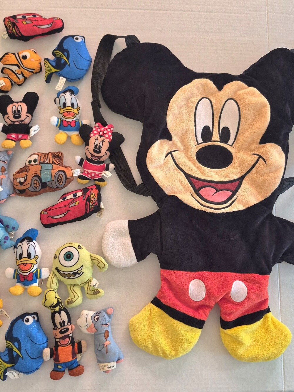 Complete 2008 Kelloggs Disney Mickey Mouse Plush Backpack Set Of 12 Mini Pals +4